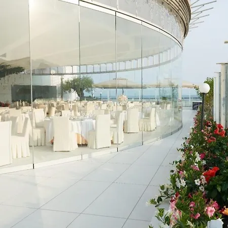 Hotel Grand