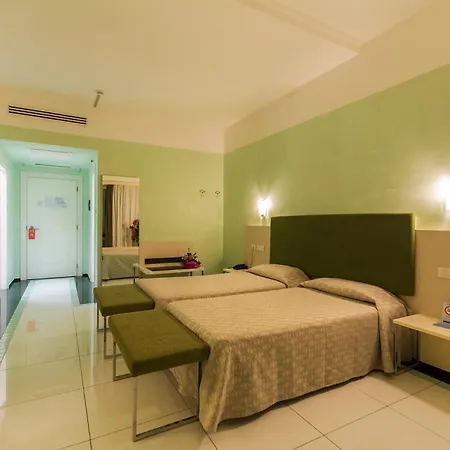 Hotel Grand Salerno