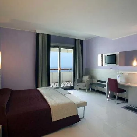Hotel Grand