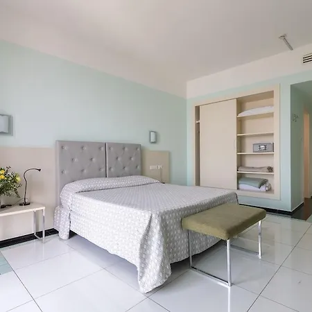 Ξενοδοχείο Grand 4*