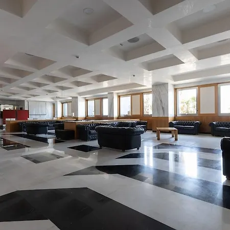 Ξενοδοχείο Grand 4*