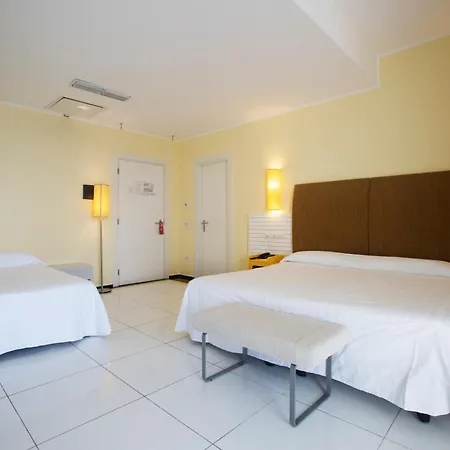 Grand 4* Salerno