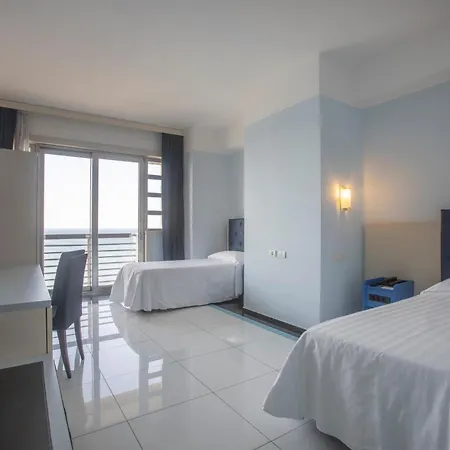 Grand Hotel 4*