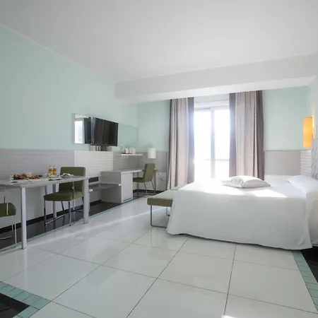 Grand 4* Σαλέρνο